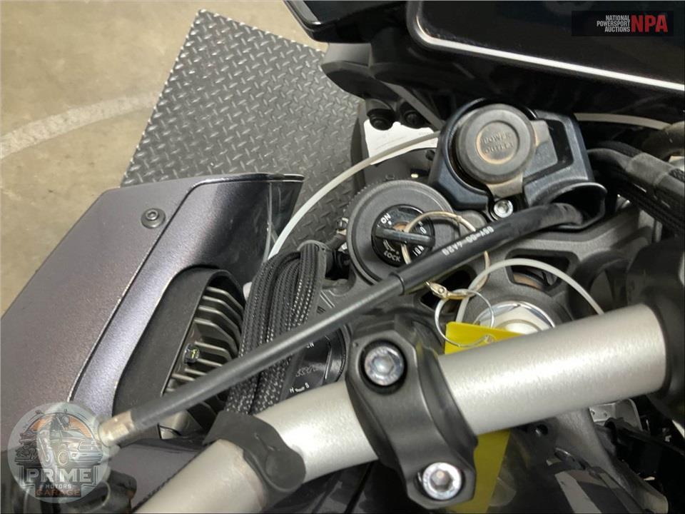2024 Yamaha MT-10 — фото 11