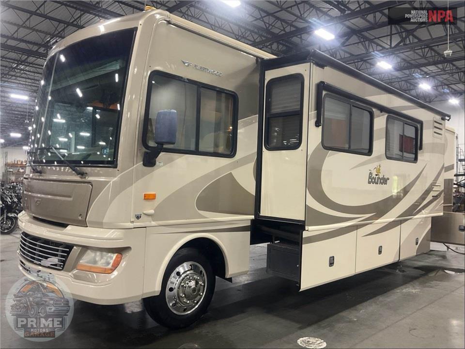 2009 Bounder M-35H FORD 362HP — фото 2