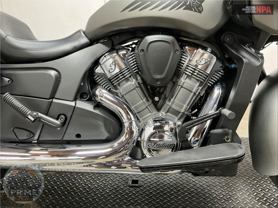 2023 Indian Motorcycle CHALLENGER (SMOKE) — фото 6
