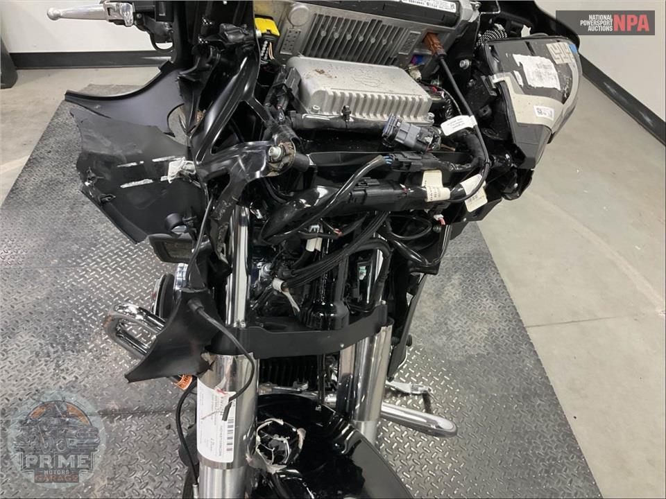 2024 Harley-Davidson FLHX STREET GLIDE — фото 22