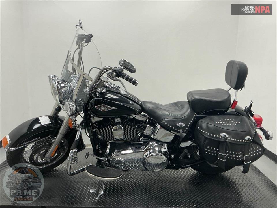 2015 Harley-Davidson FLSTC HERITAGE SOFTAIL CLASSIC — фото 3