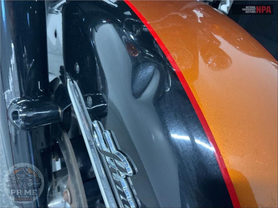 2016 Harley-Davidson FLHTK ELECTRA GLIDE ULTRA LIMITED — фото 16
