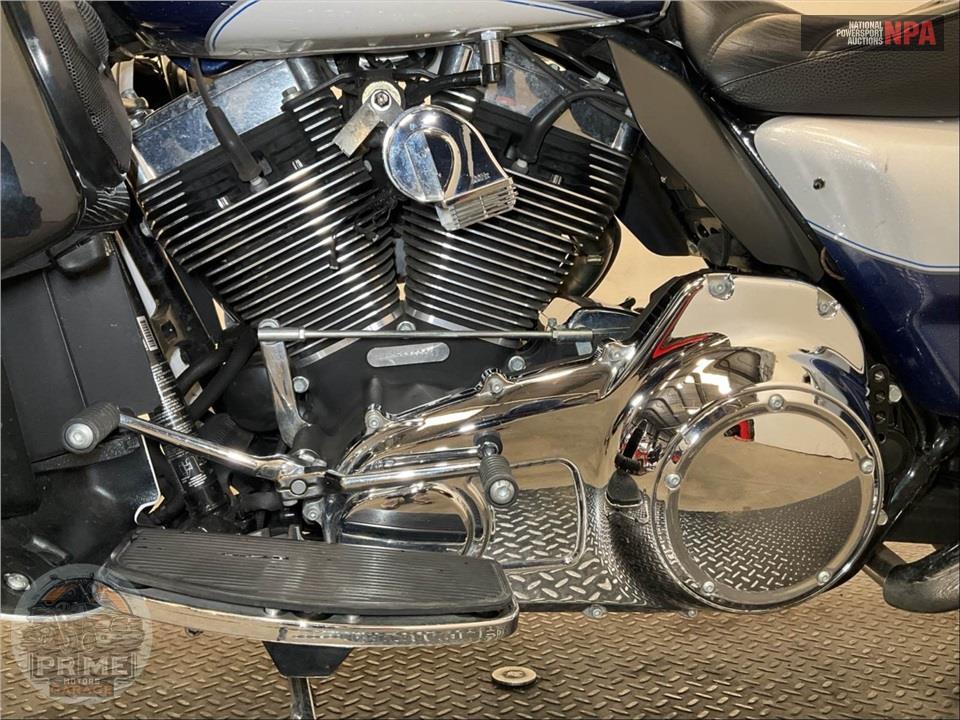 2015 Harley-Davidson FLHTCUL ULTRA CLASSIC LOW — фото 7