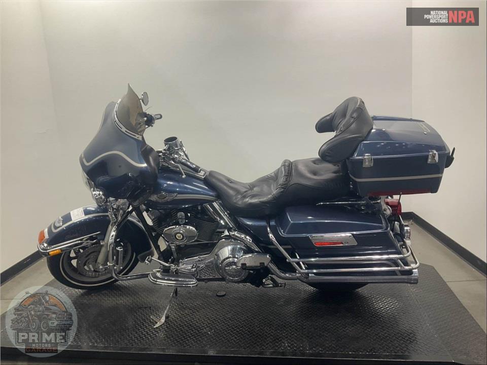 2003 Harley-Davidson FLHTCI ELECTRA GLIDE CLASSIC — фото 3