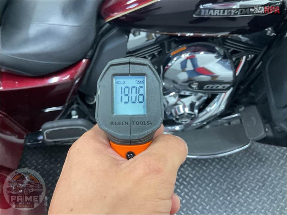2014 Harley-Davidson FLHTCUTG TRIGLIDE ULTRA CLASSIC — фото 8