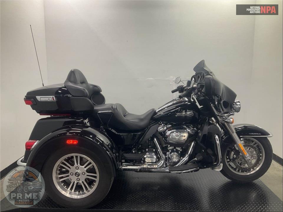 2021 Harley-Davidson FLHTCUTG TRI GLIDE ULTRA CLASSIC — фото 1