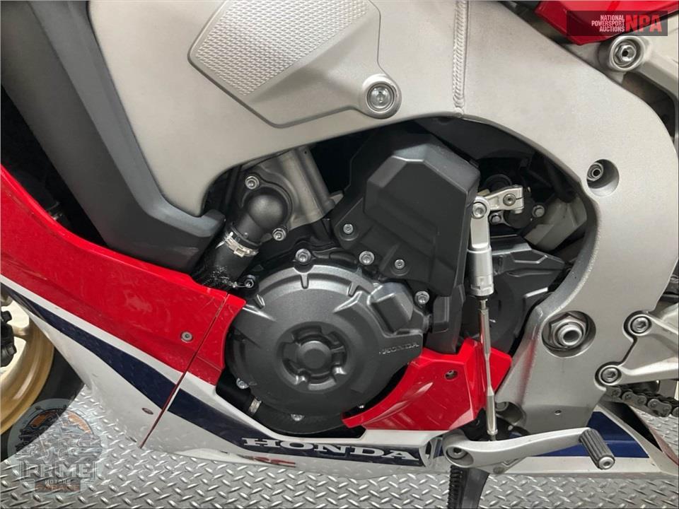 2017 Honda CBR1000S1H SP — фото 7