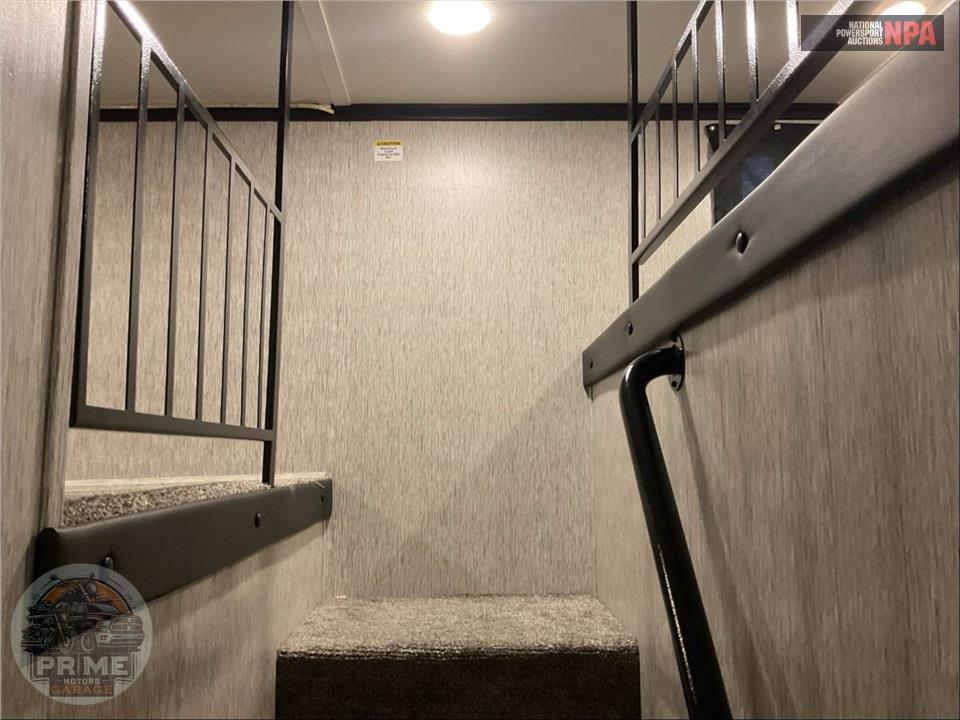 2022 Crossroads Rv M-388 FKL - HAMPTON SERIES — фото 21