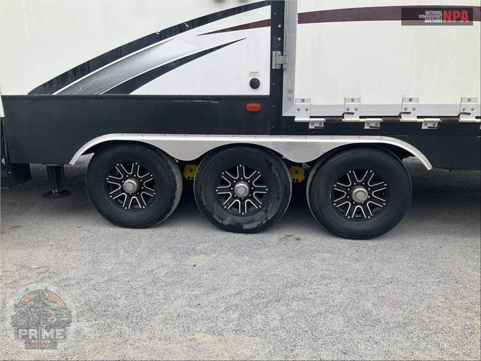 2016 Voltage M-4150 - TOY HAULER TOY HAULER SERIES — фото 51