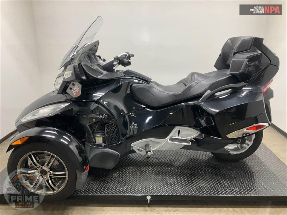 2010 Can-Am SPYDER RT-S SE5 — фото 3