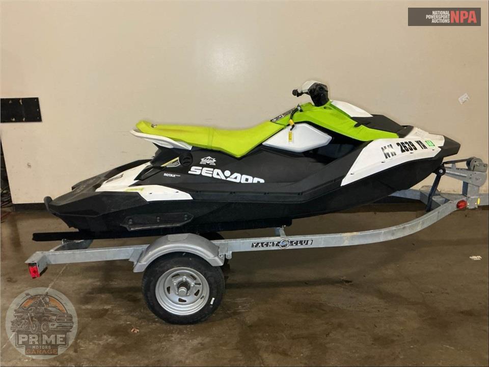 2023 Seadoo/Brp SPARK 3-UP ROTAX 900 ACE - 90 — фото 1