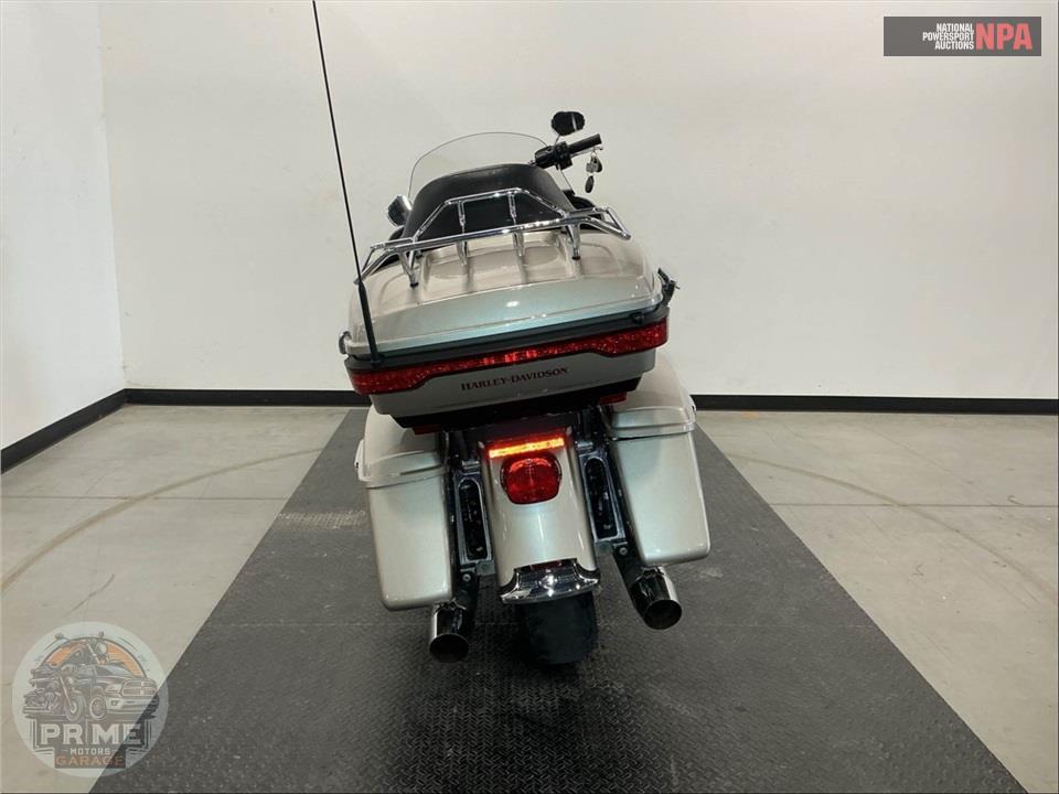 2018 Harley-Davidson FLTRU ROAD GLIDE ULTRA — фото 4
