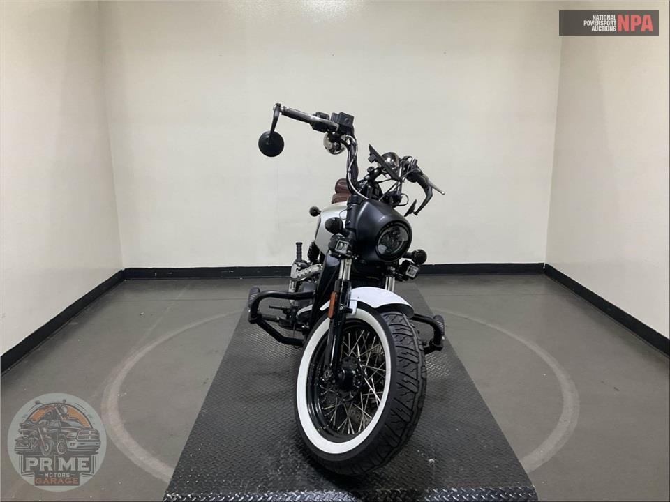 2023 Indian Motorcycle SCOUT BOBBER TWENTY (ABS, COLOR) — фото 2