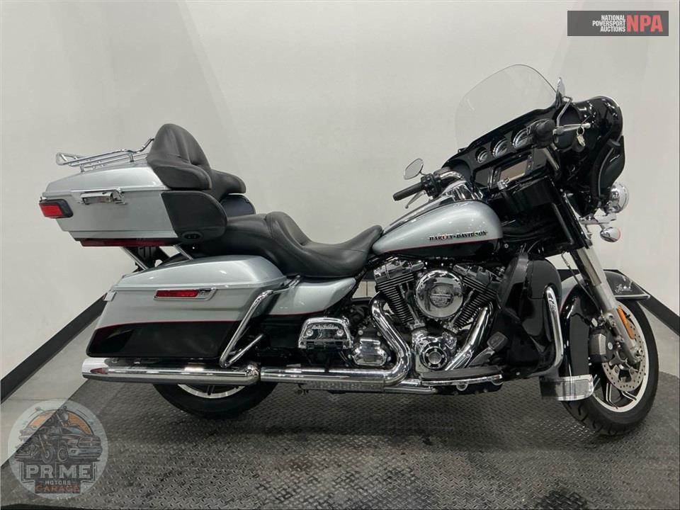 2015 Harley-Davidson FLHTK ELECTRA GLIDE ULTRA LIMITED — фото 1