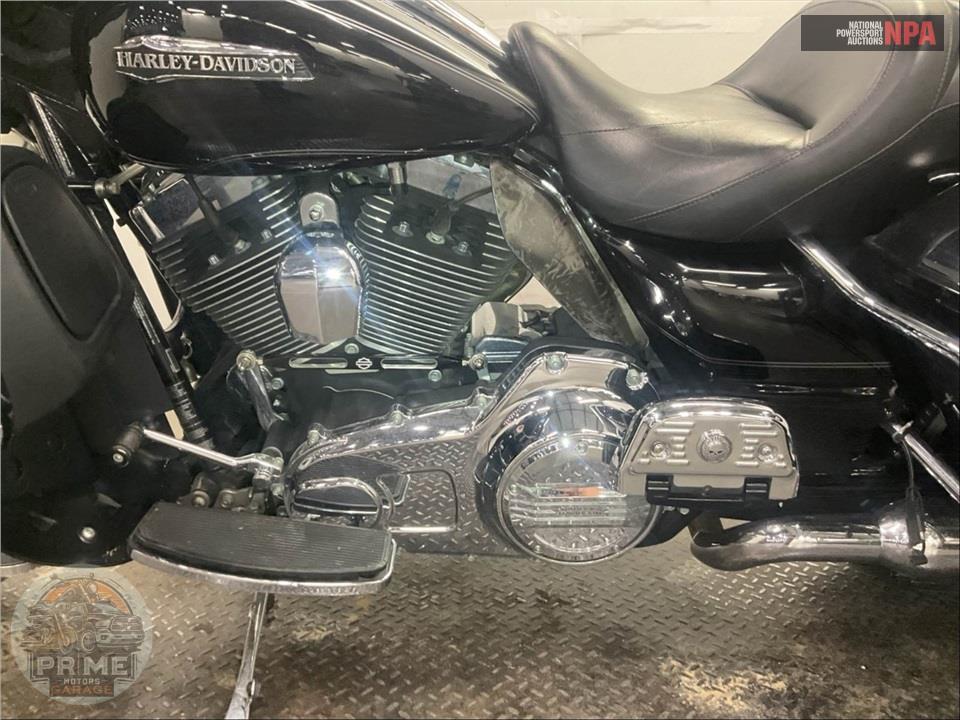 2014 Harley-Davidson FLHTCU ULTRA CLASSIC ELECTRA GLIDE — фото 7