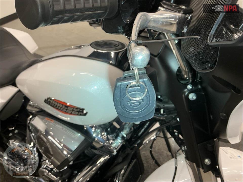 2024 Harley-Davidson FLHX STREET GLIDE — фото 10