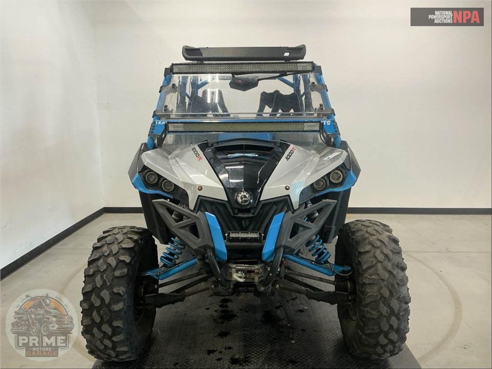 2017 Can-Am MAVERICK MAX 1000R X MR (HYPER SILVER, BLACK & OCTANE BLUE) — фото 2