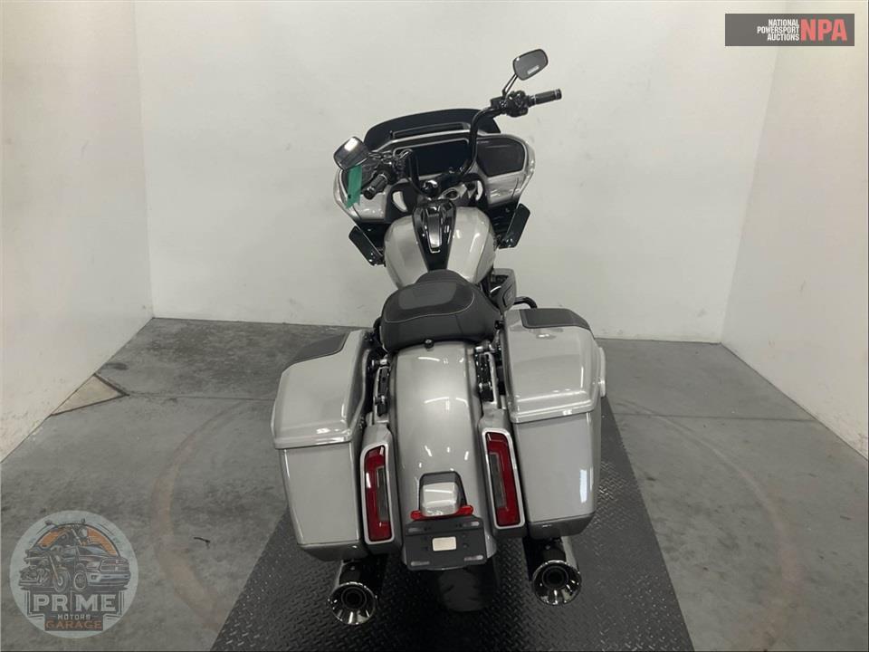 2023 Harley-Davidson FLTRXSE CVO ROAD GLIDE — фото 4