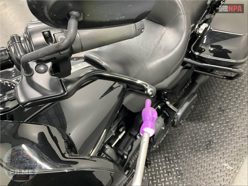 2023 Harley-Davidson FLHTK ELECTRA GLIDE ULTRA LIMITED — фото 27