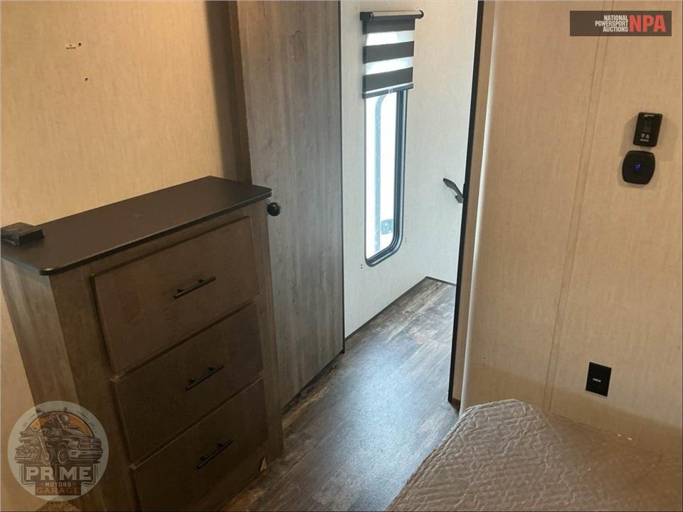 2021 Sabre By Forest River M-38DBQ - FIFTH WHEEL SERIES — фото 30