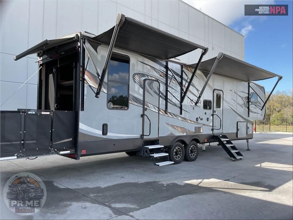 2018 Xlr By Forest River M-340AMP - THUNDERBOLT TOY HAULER TOY HAULER SERIES — фото 4