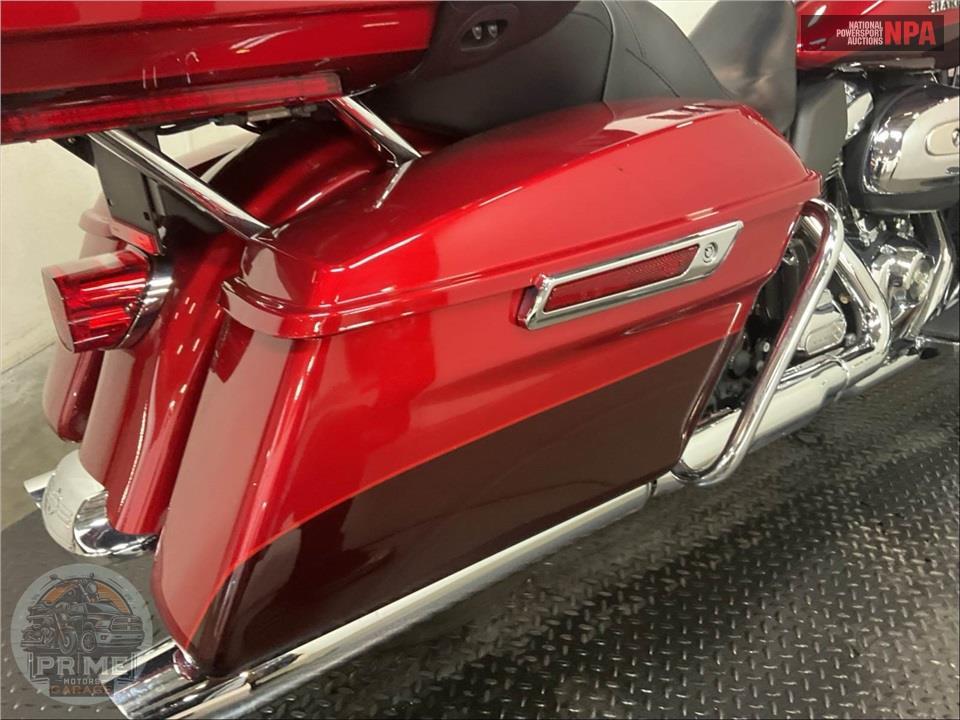 2018 Harley-Davidson FLHTKL ULTRA LIMITED LOW — фото 20