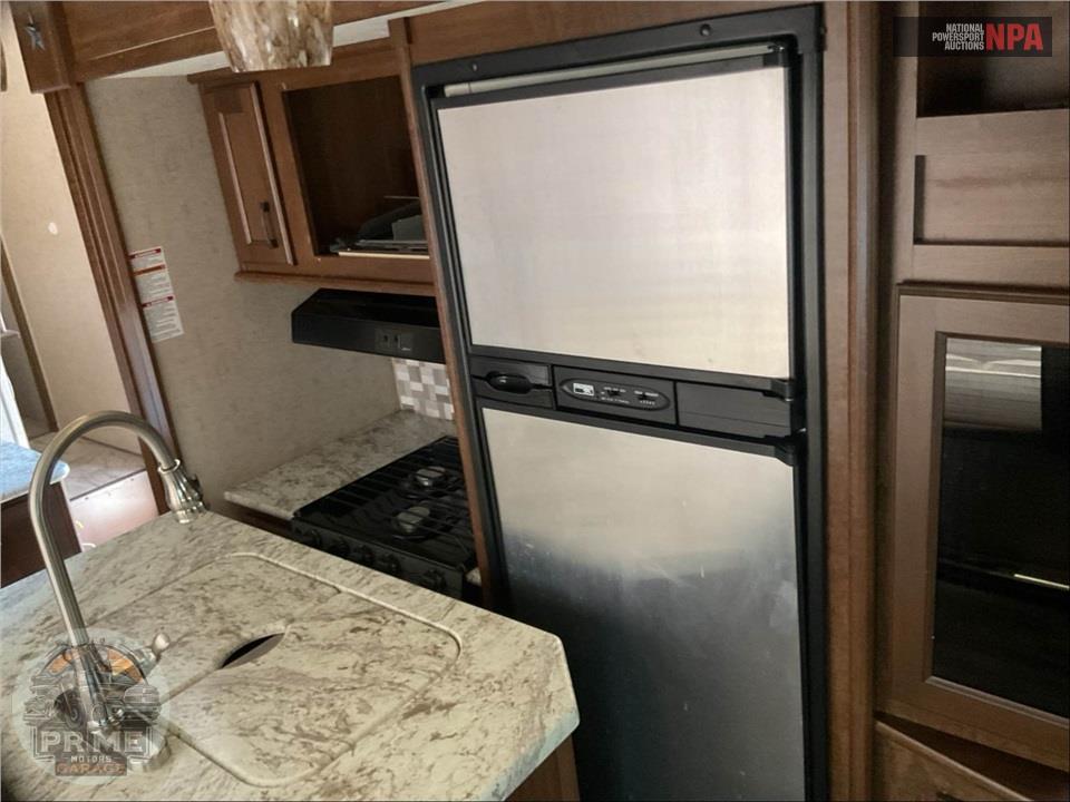 2017 Highland Ridge Rv M-293RLS - LIGHT FIFTH WHEEL SERIES — фото 22