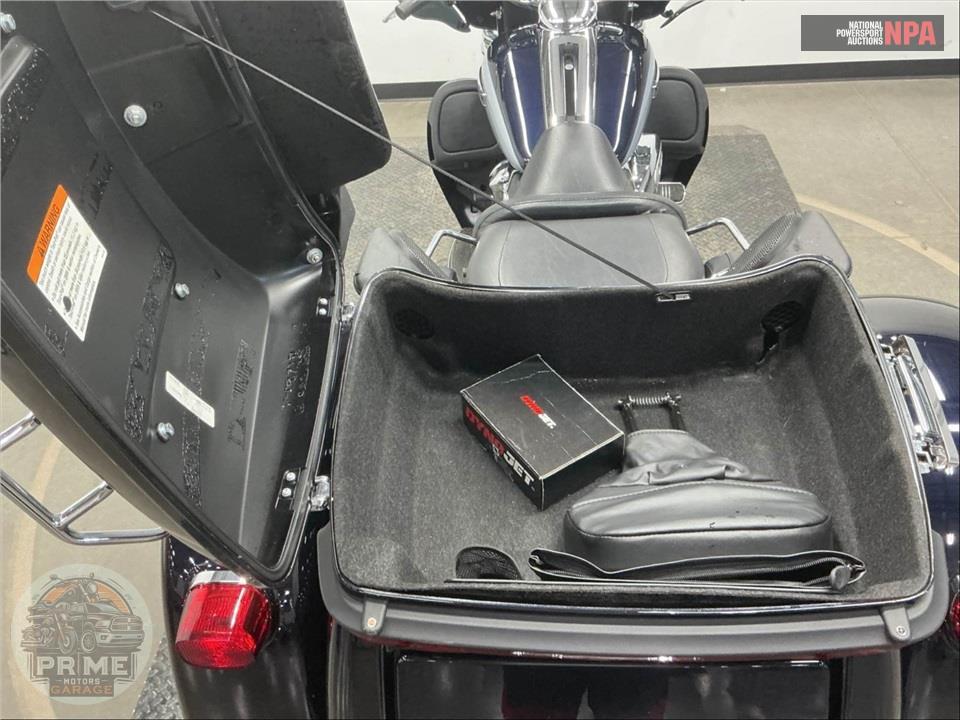 2019 Harley-Davidson FLHTCUTG TRI GLIDE ULTRA — фото 20