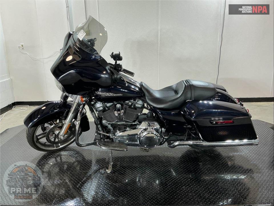 2019 Harley-Davidson FLHX STREET GLIDE — фото 3