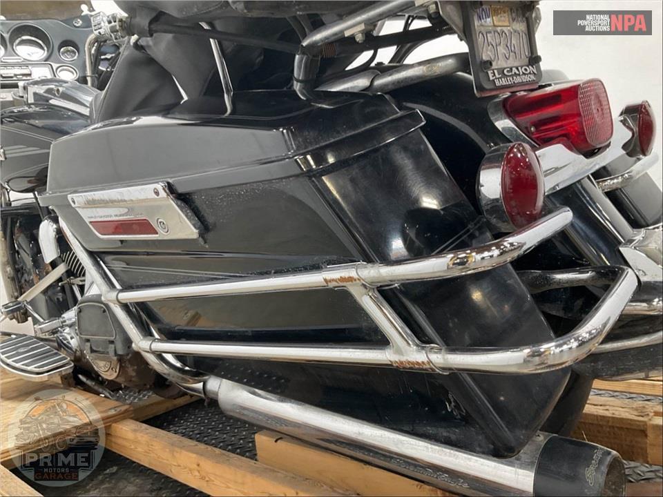 2005 Harley-Davidson FLHTCUI ULTRA CLASSIC ELECTRA GLIDE — фото 26