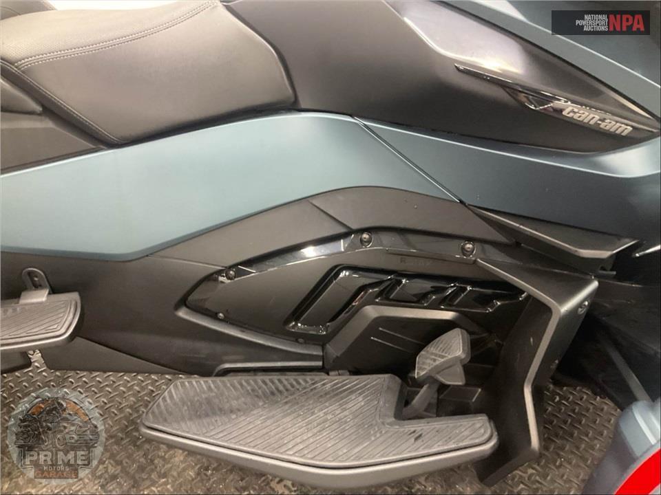 2025 Can-Am SPYDER RT SEA-TO-SKY — фото 6