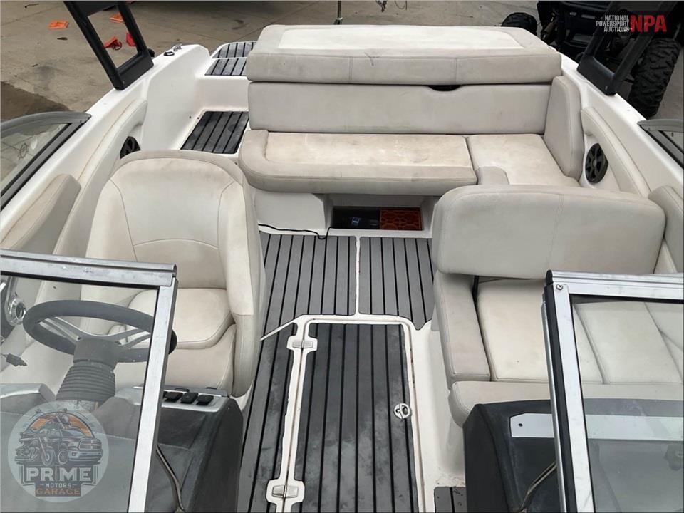 2018 Regal Marine 1900 ES L=20 E=1 HP=200 VOLVO SD — фото 22