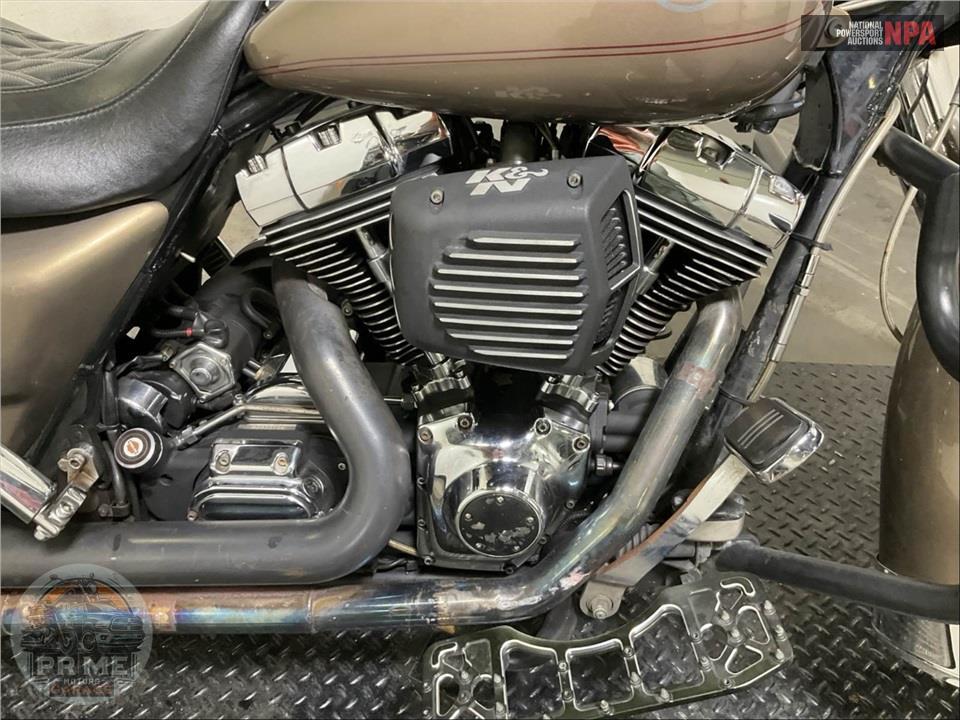 2005 Harley-Davidson FLHRI ROAD KING — фото 6