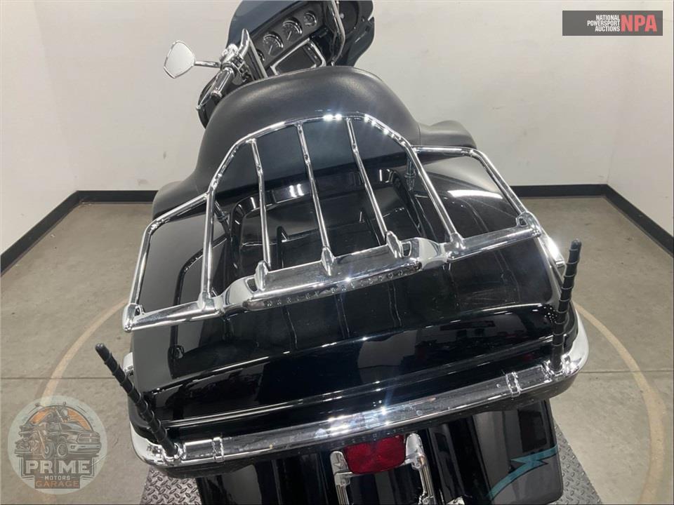 2015 Harley-Davidson FLHTKSE CVO ULTRA LIMITED — фото 28
