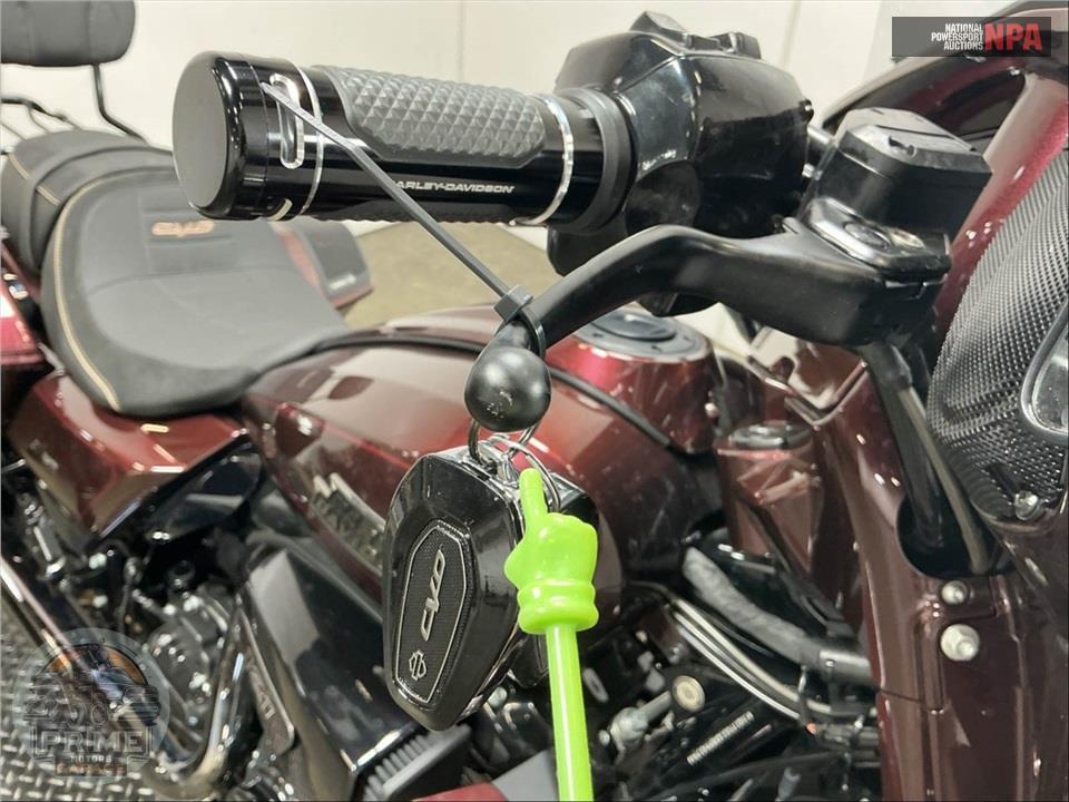 2024 Harley-Davidson FLHXSE CVO STREET GLIDE — фото 25