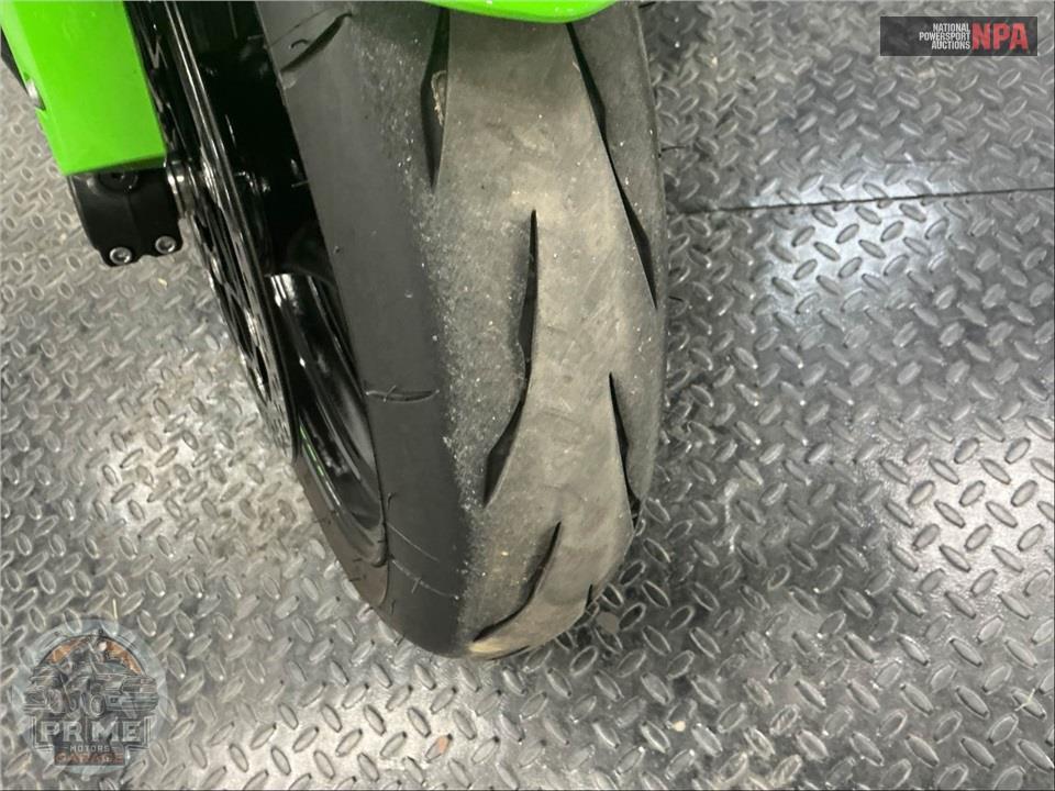 2025 Kawasaki ZX1002MSFAL NINJA ZX-10R KRT — фото 11