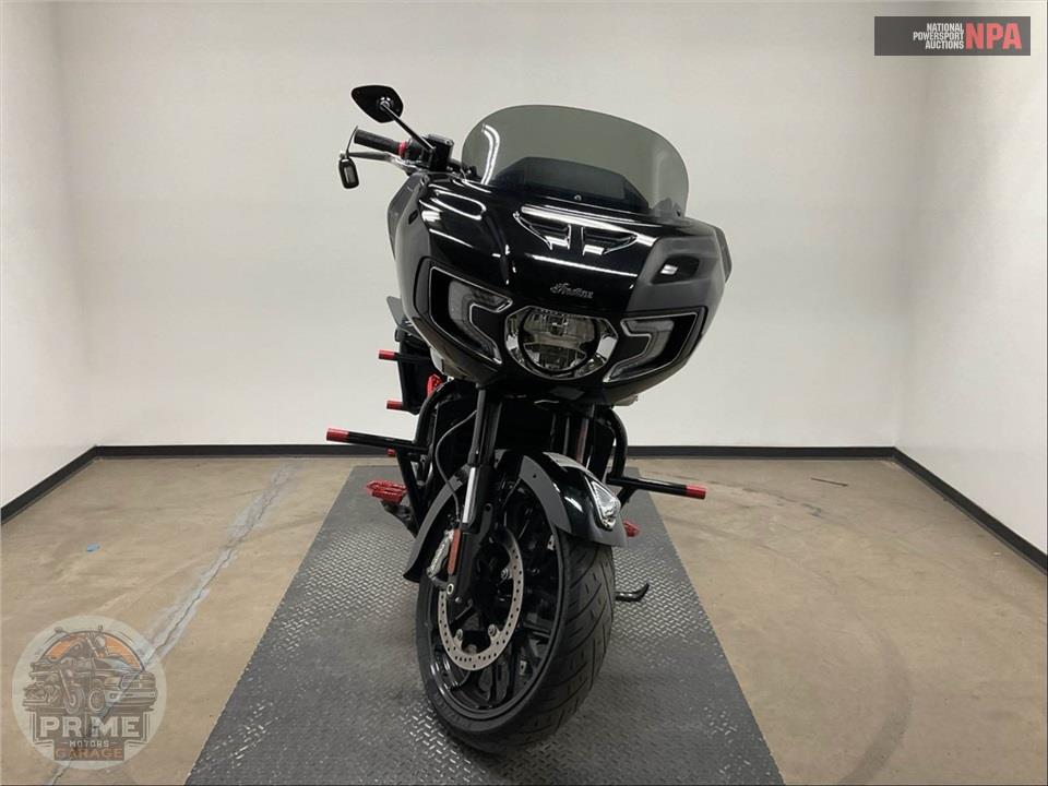 2023 Indian Motorcycle CHALLENGER (BLACK) — фото 2