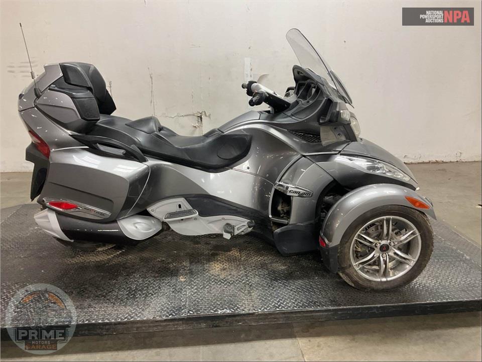 2011 Can-Am SPYDER RT-S SE5 — фото 1