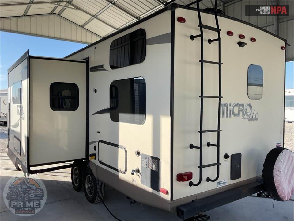 2018 Flagstaff By Forest River M-25BHS - MICRO LITE SERIES — фото 3