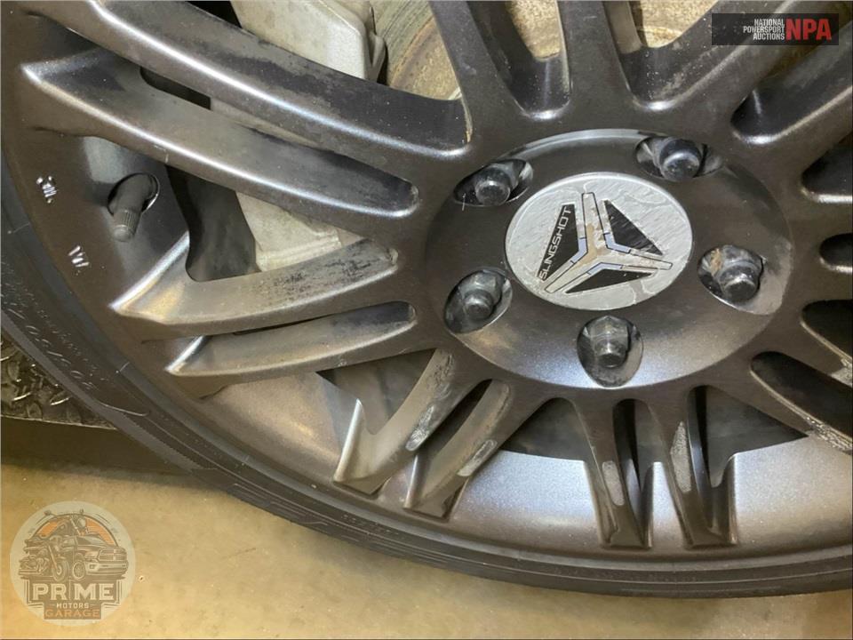 2015 Polaris SLINGSHOT S — фото 26