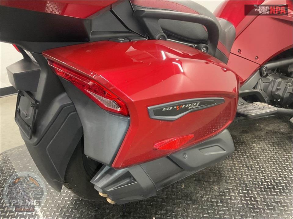 2018 Can-Am SPYDER F3 LIMITED SE6 — фото 21