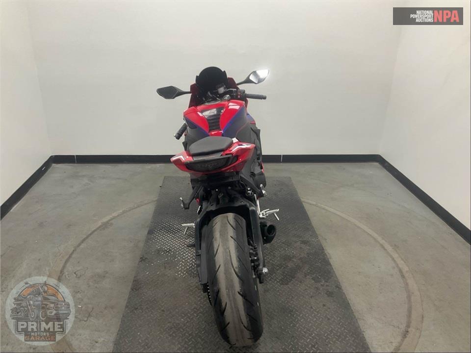 2023 Honda CBR1000RA (ABS) — фото 4