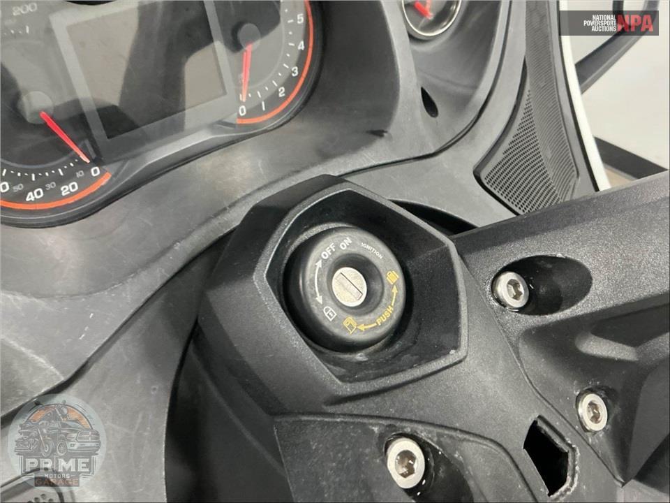 2014 Can-Am SPYDER RT SE6 LIMITED — фото 11