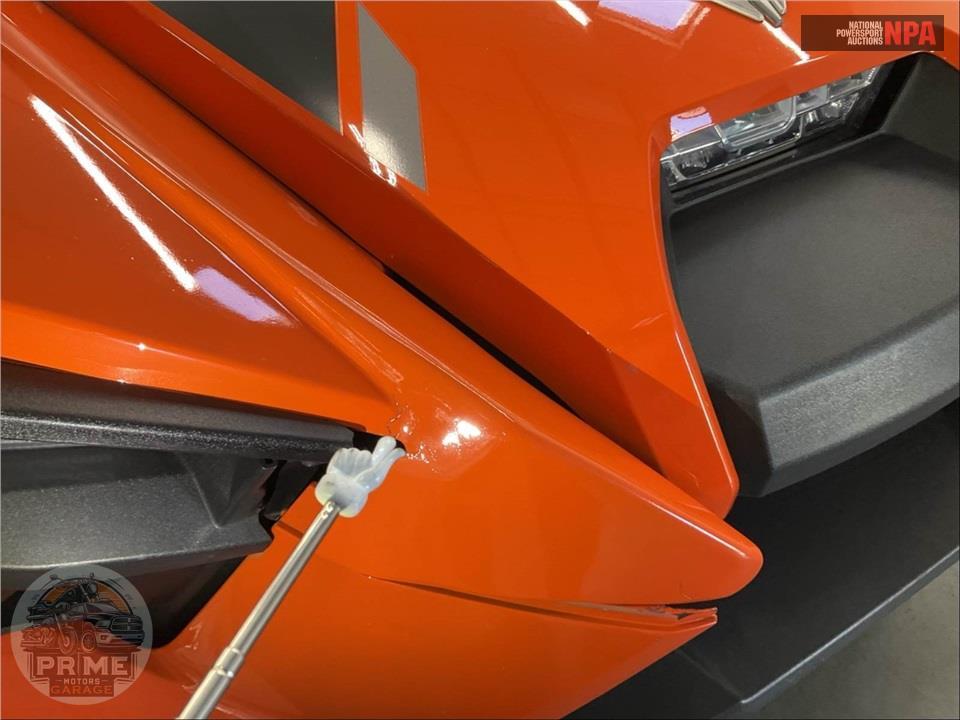 2024 Polaris SLINGSHOT SL AUTODRIVE — фото 16