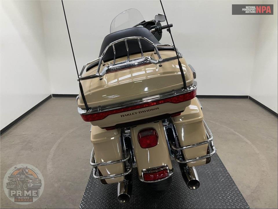 2014 Harley-Davidson FLHTK ELECTRA GLIDE ULTRA LIMITED — фото 4