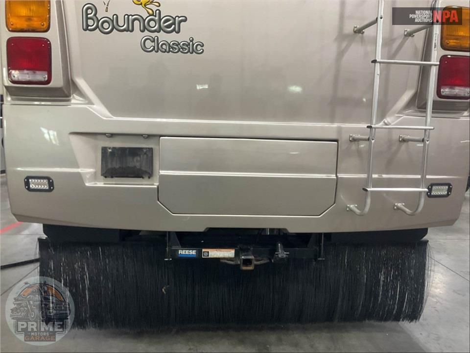 2011 Bounder M-34B FORD 6.8 LITER CLASSIC SERIES — фото 74