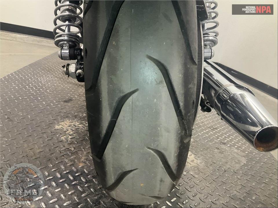 2017 Harley-Davidson XL883L SUPERLOW — фото 18