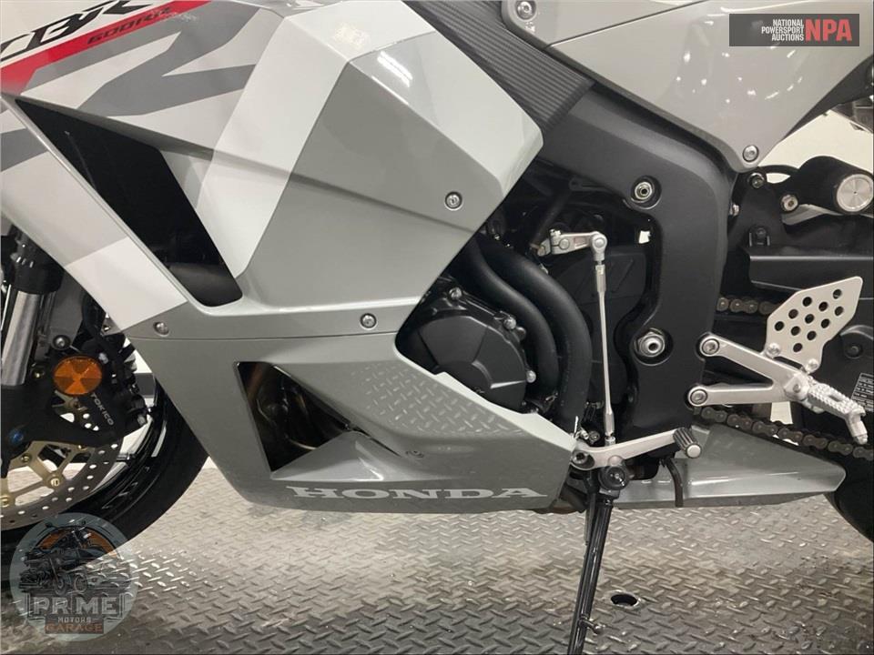 2026 Honda CBR600RR — фото 7