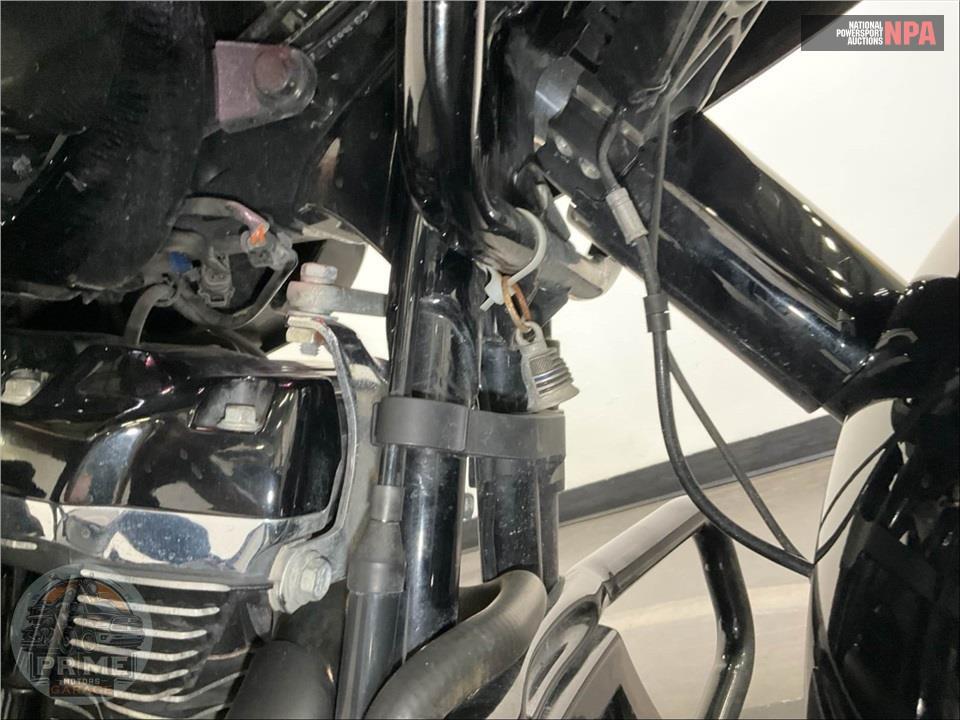 2025 Harley-Davidson FLTRX ROAD GLIDE — фото 12