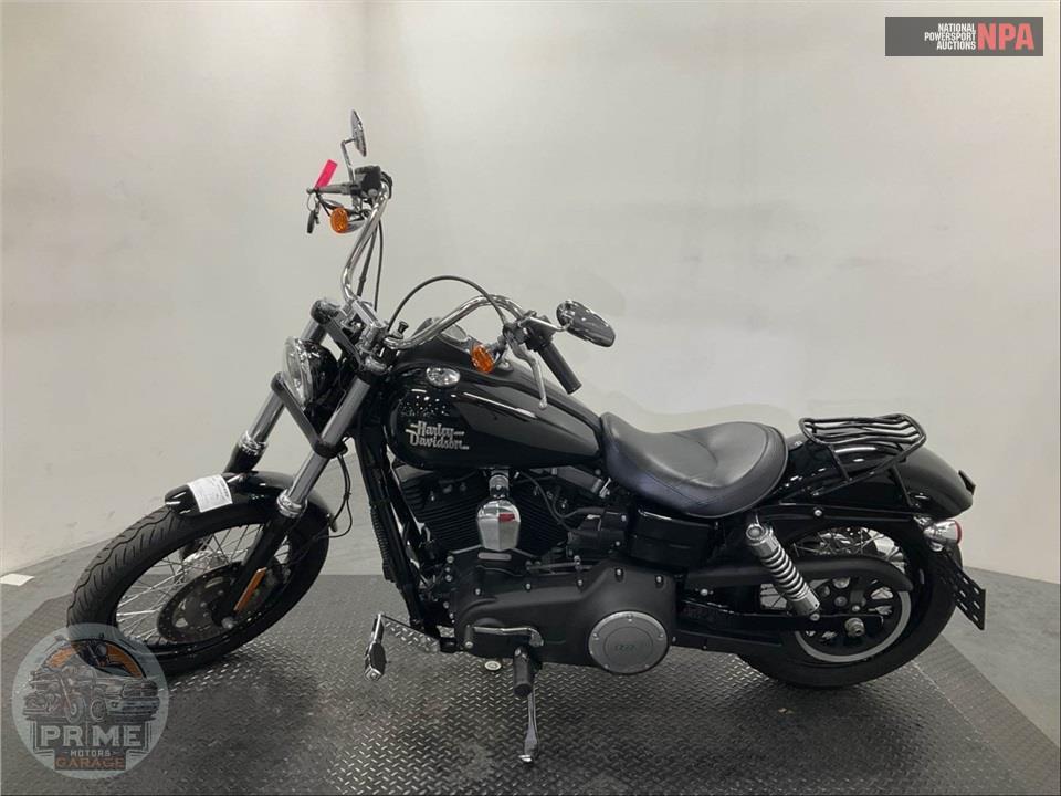 2017 Harley-Davidson FXDB STREET BOB — фото 3